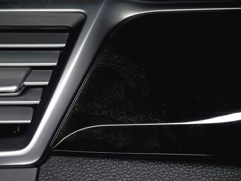 Illustration for article titled 2010 Mercedes E-Class: Mega Gallery
